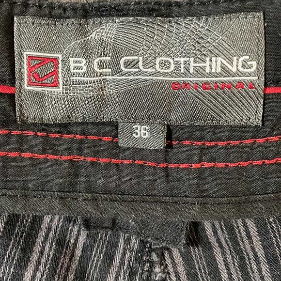 2/$18 BC Clothing Grey and Black Plaid Cargo Shorts Size 36 - Picture 11 of 12